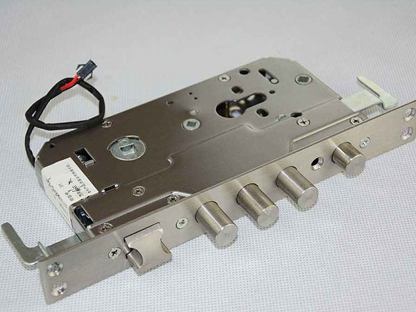 瓦房店24小时上门开锁公司